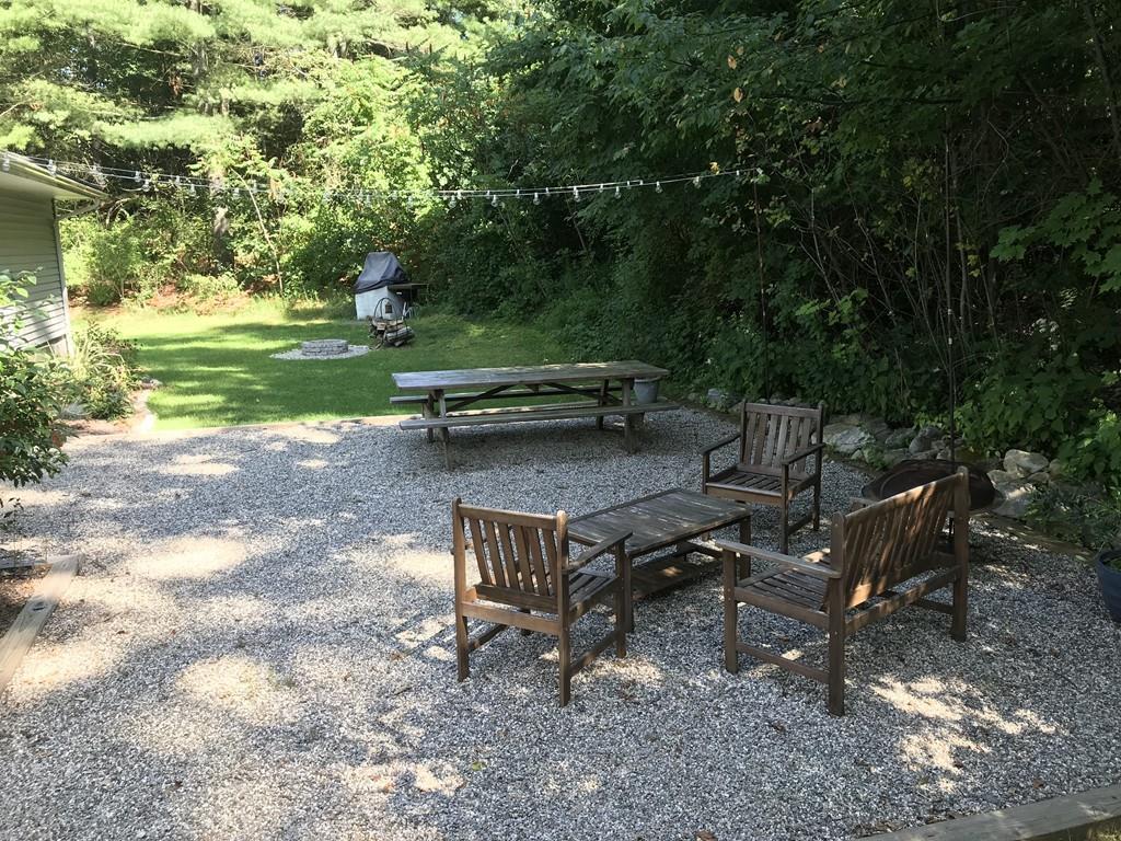 120 West Farms Road Northampton, MA 01062 - Photo 6 of 30