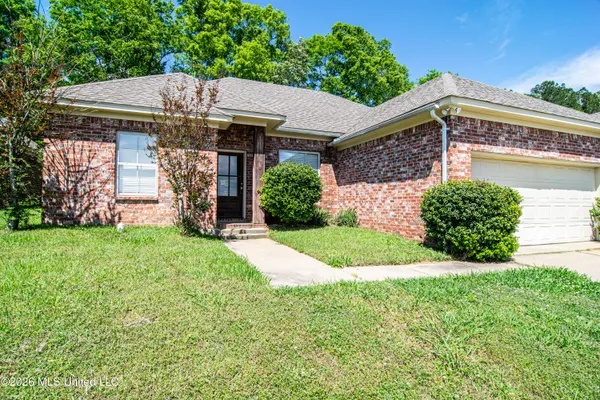 $229,900 | 441 Silver Hill Drive, Pearl, MS 39208