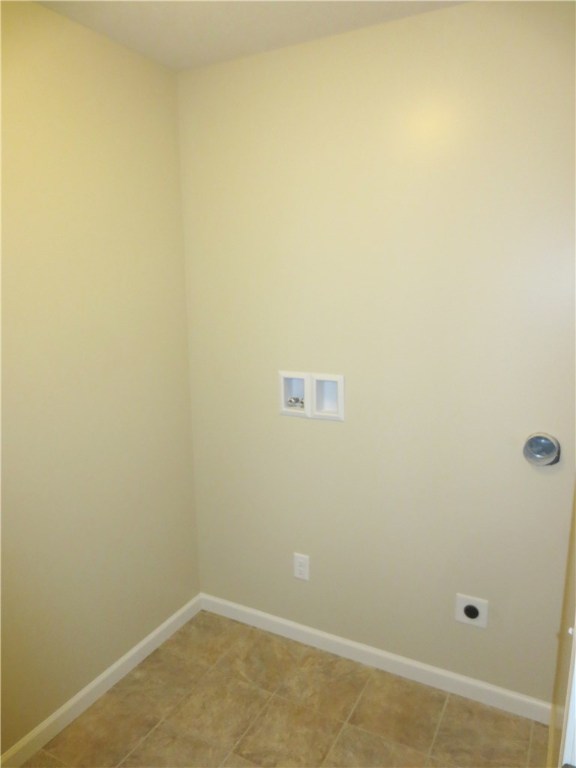 81 Beaver Road Chili, NY 14546 - Photo 17 of 20 Convenient second floor Laundry Room! Photos repre