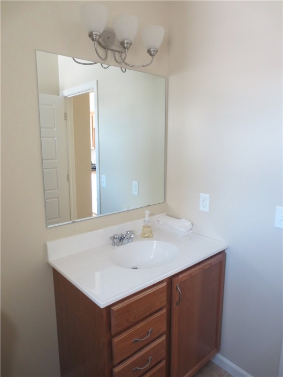 81 Beaver Road Chili, NY 14546 - Photo 9 of 20 Powder Room located on first floor. Photos repres