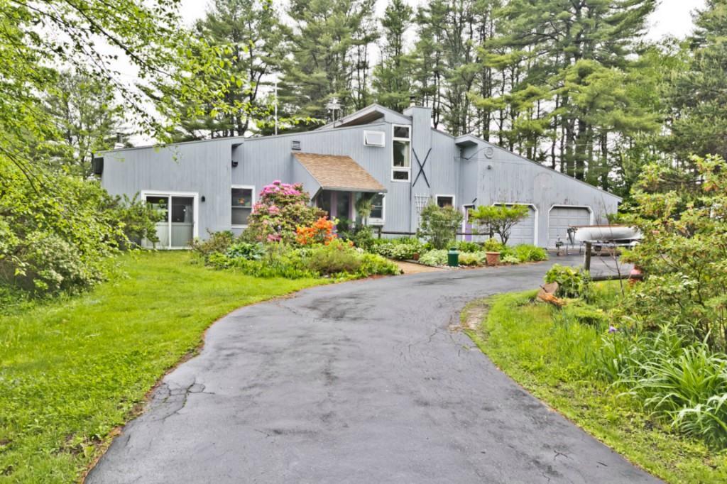 389 Princes Point Road Yarmouth, ME 04096 - Photo 1 of 35 Photo