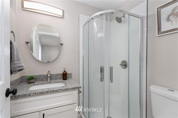 3504 Harris Road Southeast Port Orchard, WA 98366 - Photo 12 of 27 Gallery Image 12