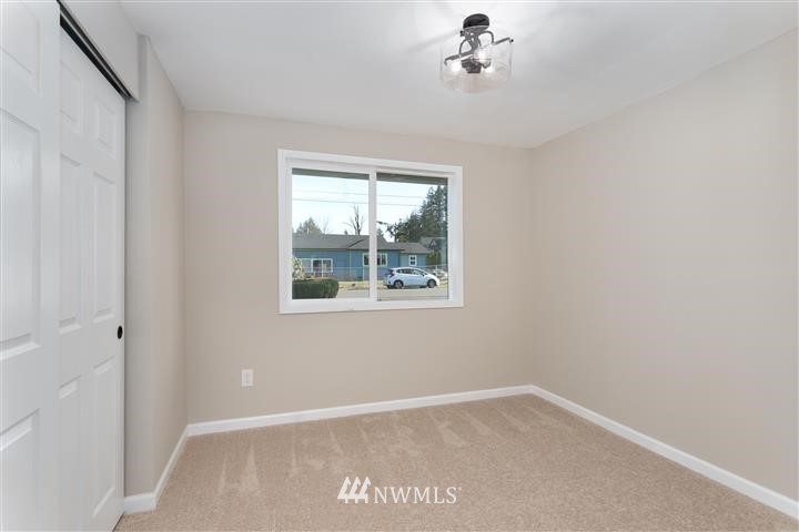 3504 Harris Road Southeast Port Orchard, WA 98366 - Photo 16 of 27 Gallery Image 16