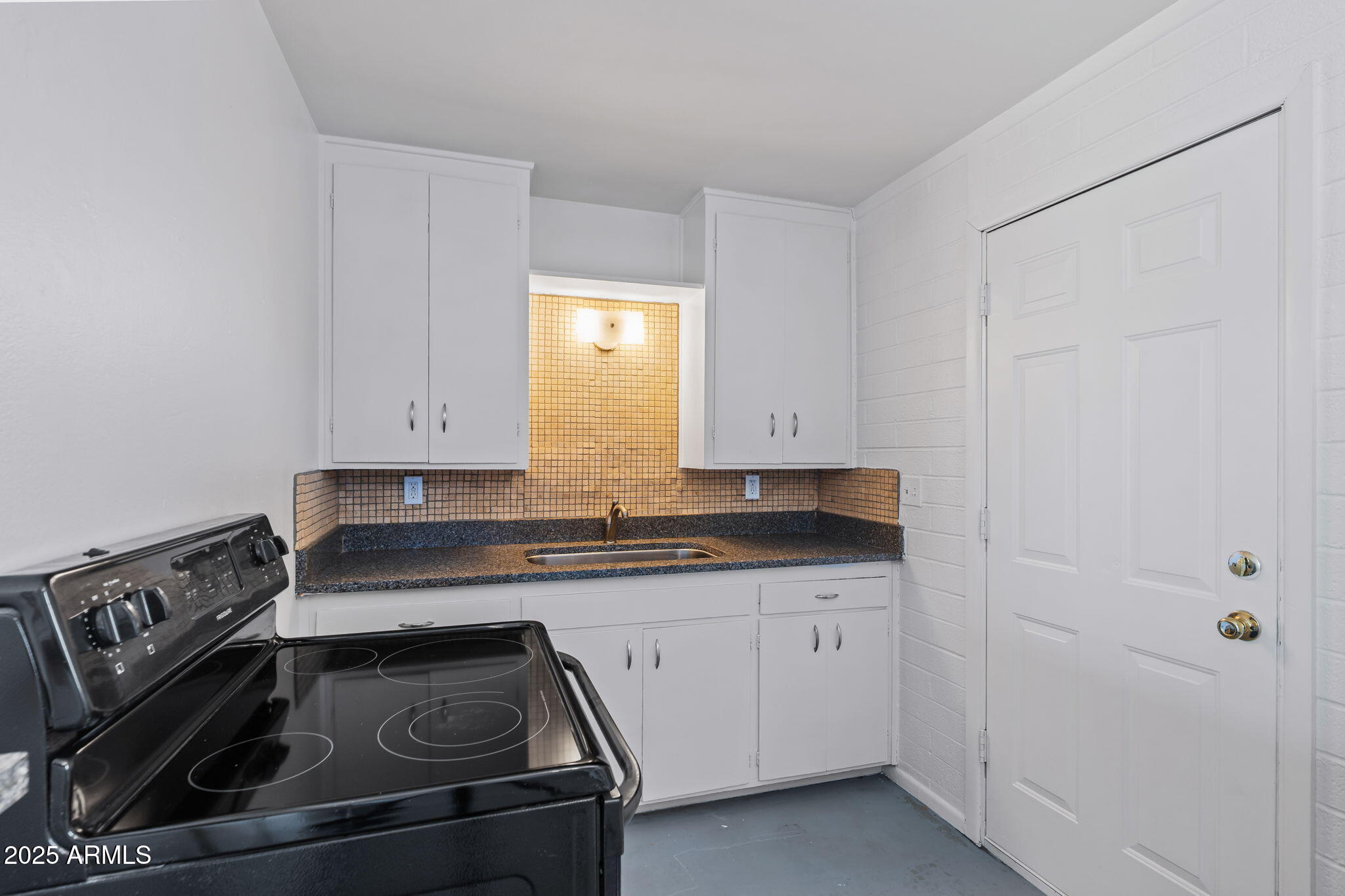 1102 South Stratton Lane, Unit 1104 Tempe, AZ 85281 - Photo 15 of 24 15-web-or-mls-Done-45