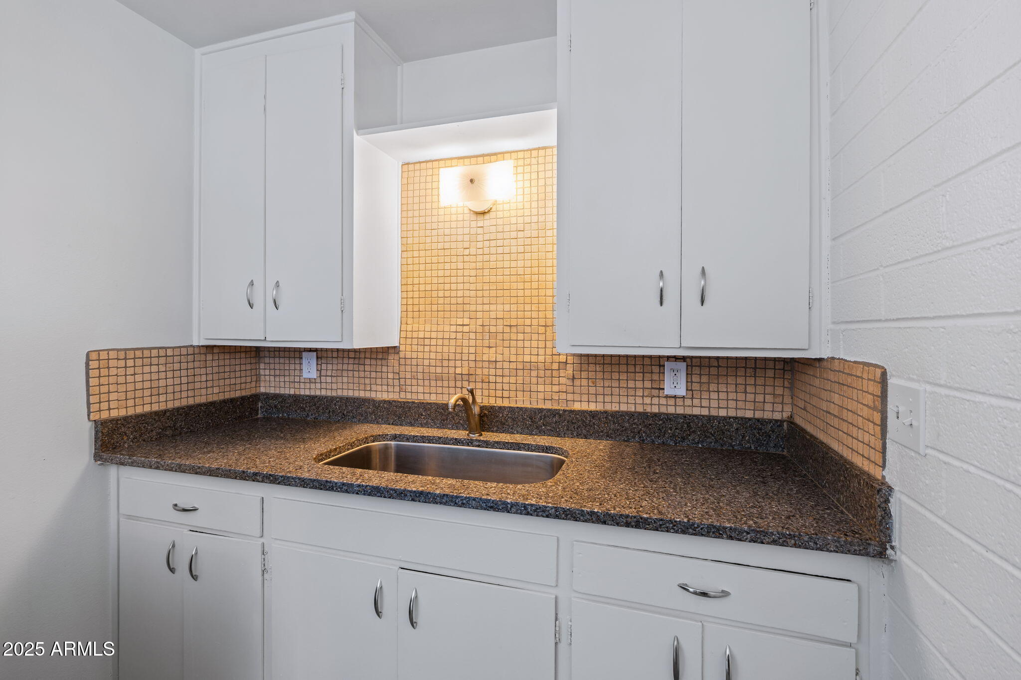 1102 South Stratton Lane, Unit 1104 Tempe, AZ 85281 - Photo 16 of 24 16-web-or-mls-Done-35