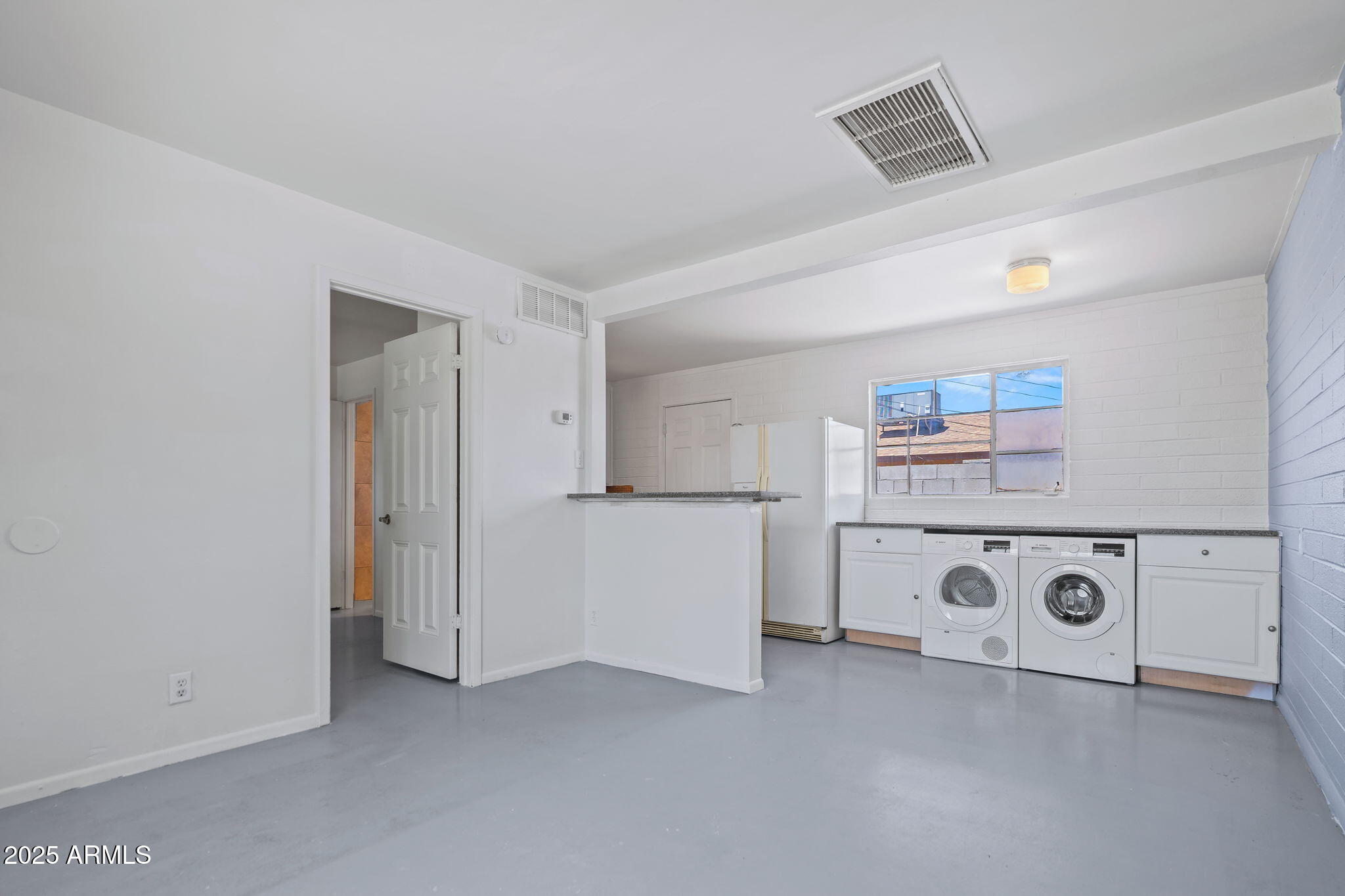 1102 South Stratton Lane, Unit 1104 Tempe, AZ 85281 - Photo 6 of 24 6-web-or-mls-Done-28