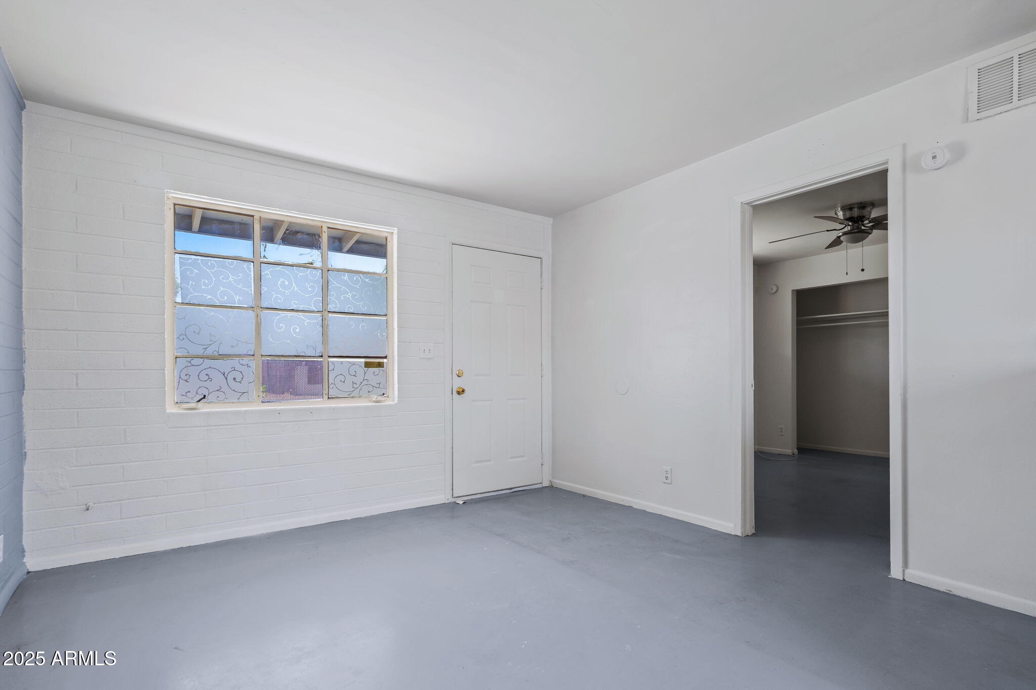 1102 South Stratton Lane, Unit 1104 Tempe, AZ 85281 - Photo 8 of 24 8-web-or-mls-Done-30