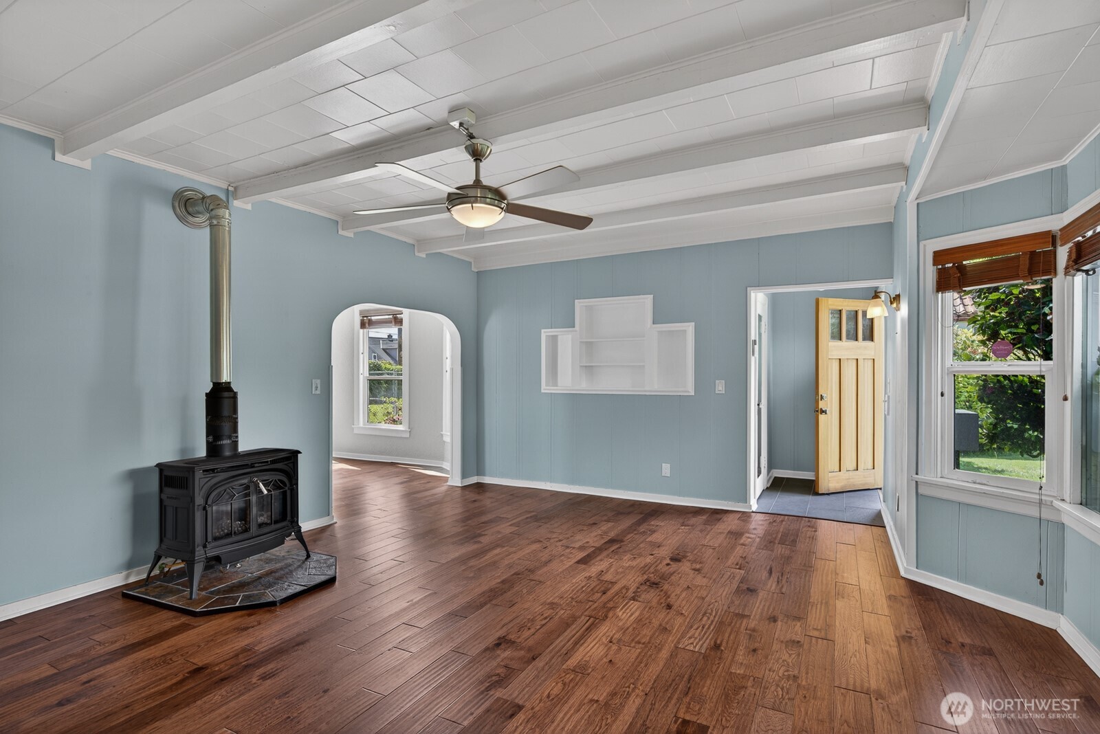 1825 Rucker Avenue Everett, WA 98201 - Photo 6 of 40