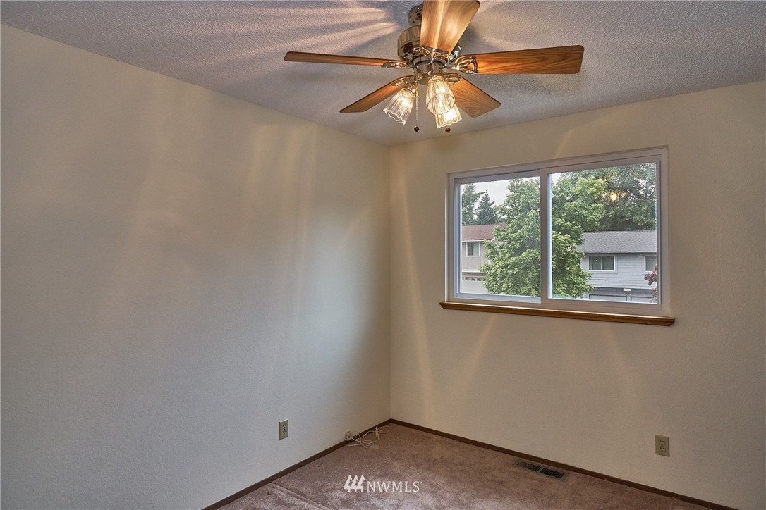 13043 Southeast 159th Place Renton, WA 98058 - Photo 16 of 20 Gallery Image 16