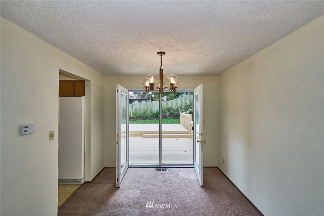 13043 Southeast 159th Place Renton, WA 98058 - Photo 9 of 20 Gallery Image 9