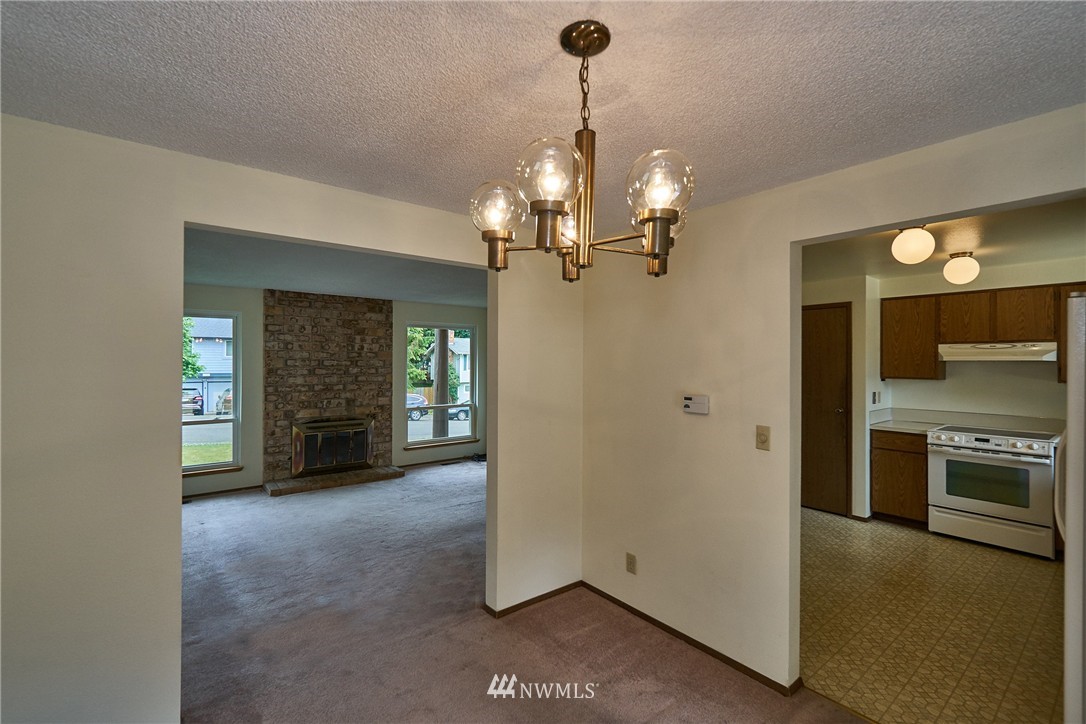 13043 Southeast 159th Place Renton, WA 98058 - Photo 10 of 20 Gallery Image 10