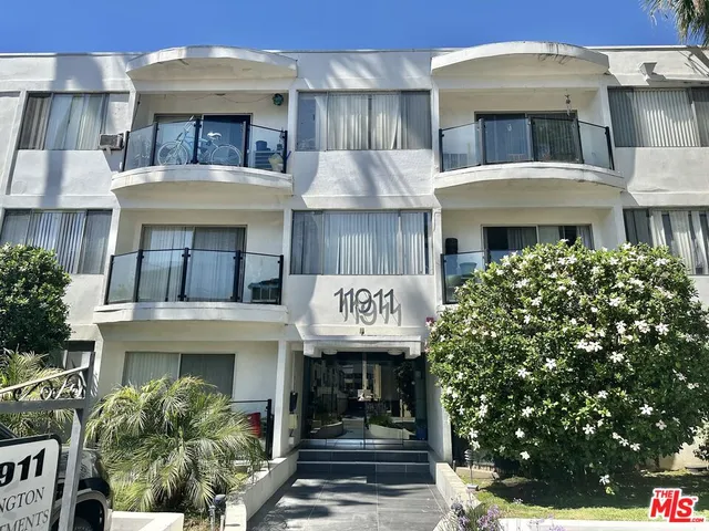 $7,975,000 | 11911 Weddington Street, Valley Village, CA 91607