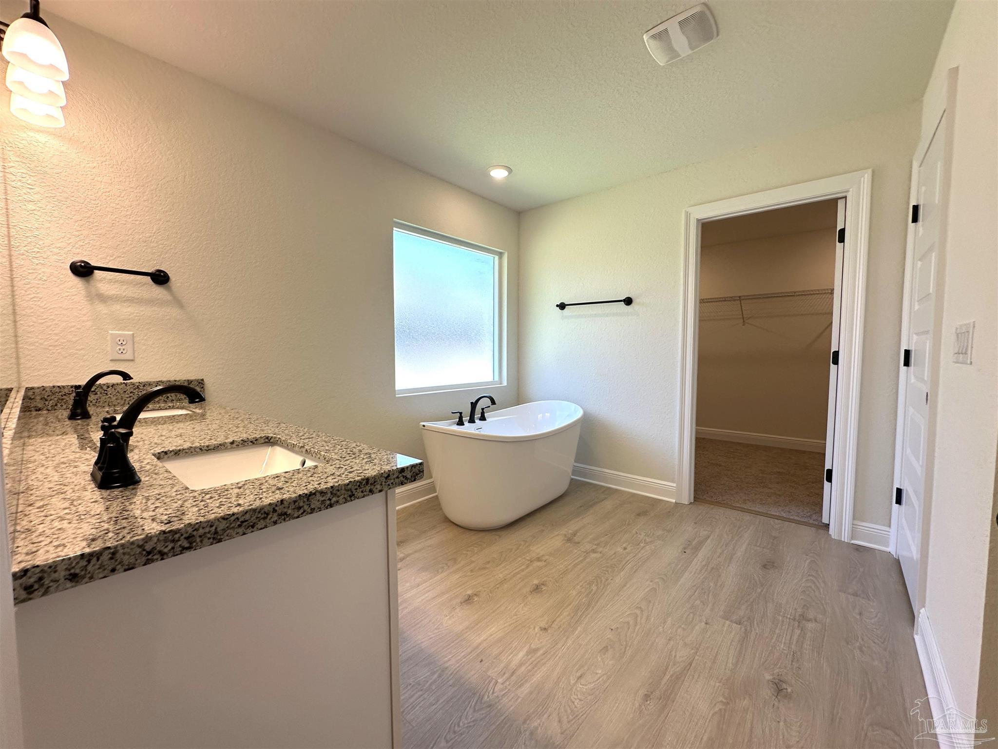 5196 Barnett Road Milton, FL 32583 - Photo 11 of 20