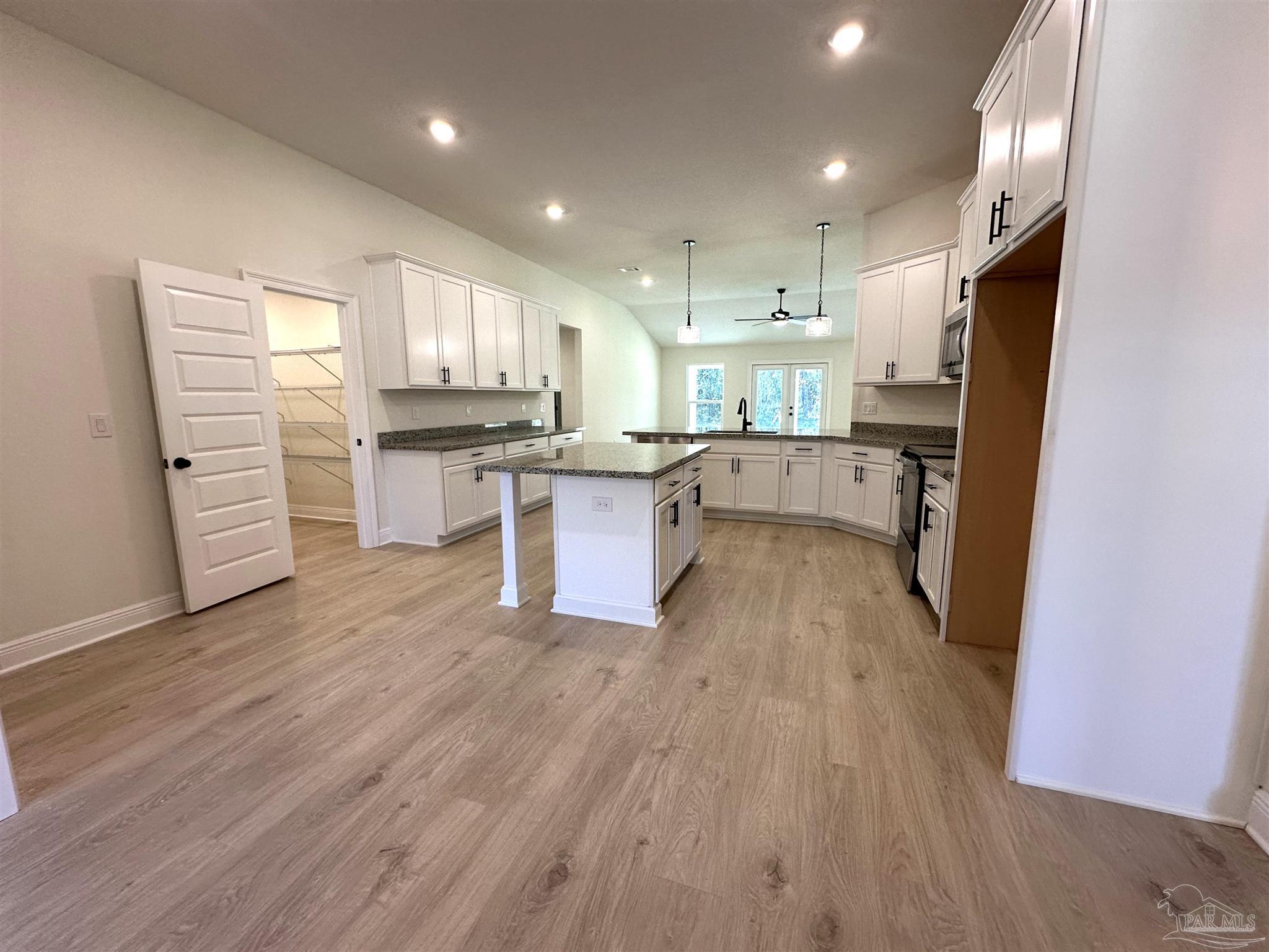 5196 Barnett Road Milton, FL 32583 - Photo 2 of 20