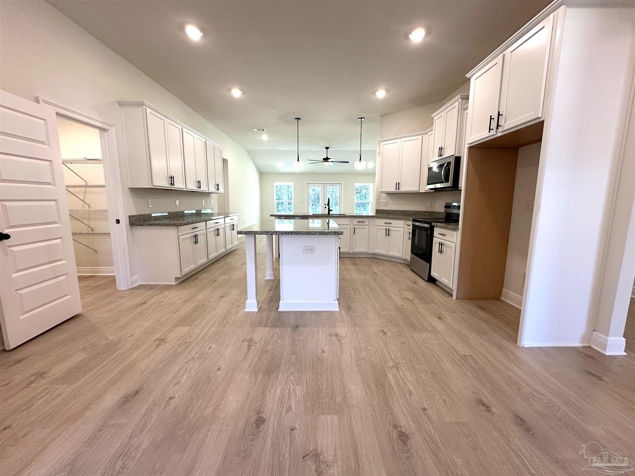 5196 Barnett Road Milton, FL 32583 - Photo 3 of 20