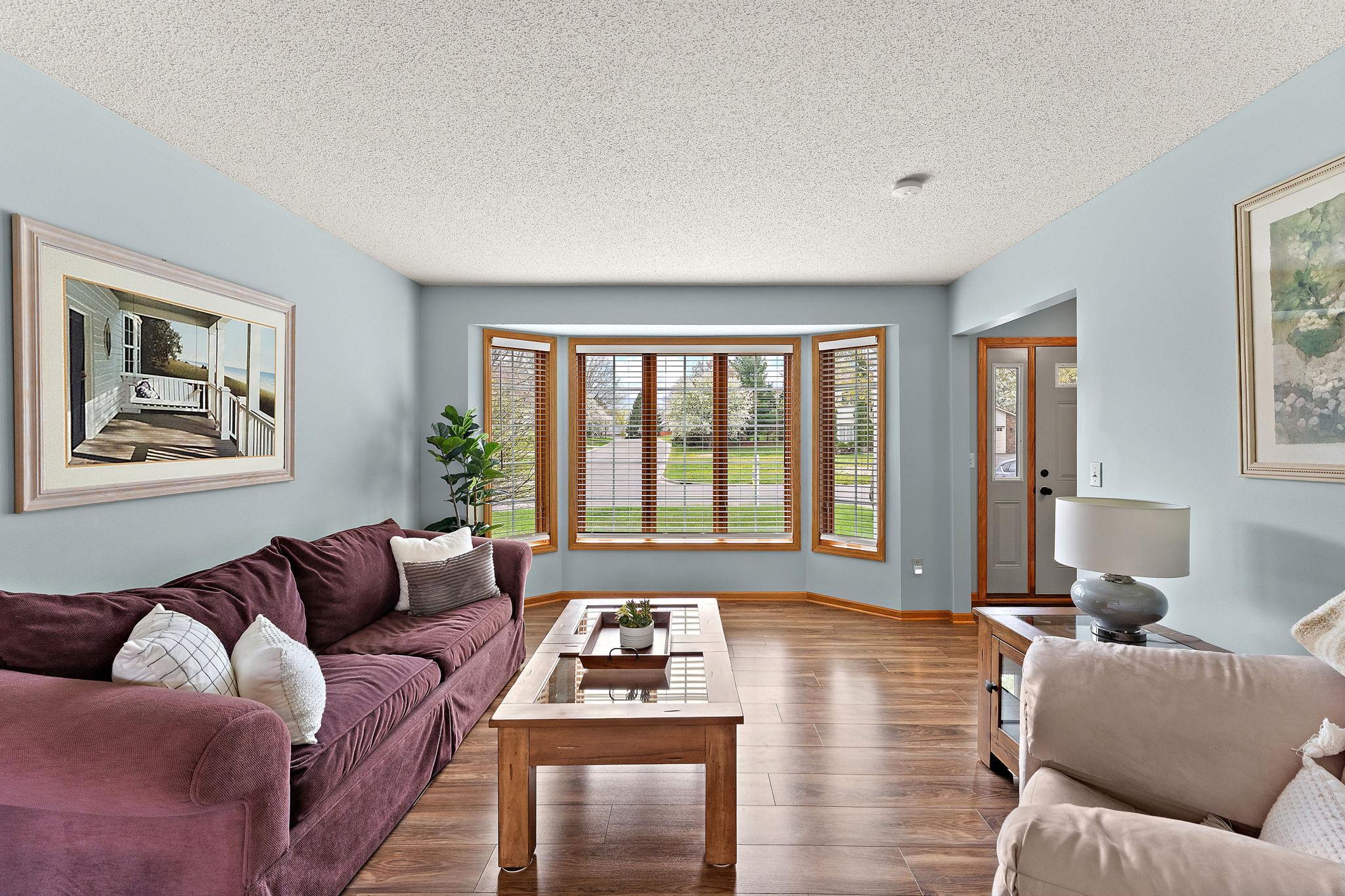 8906 Sequoia Road St. Paul, MN 55125 - Photo 6 of 39