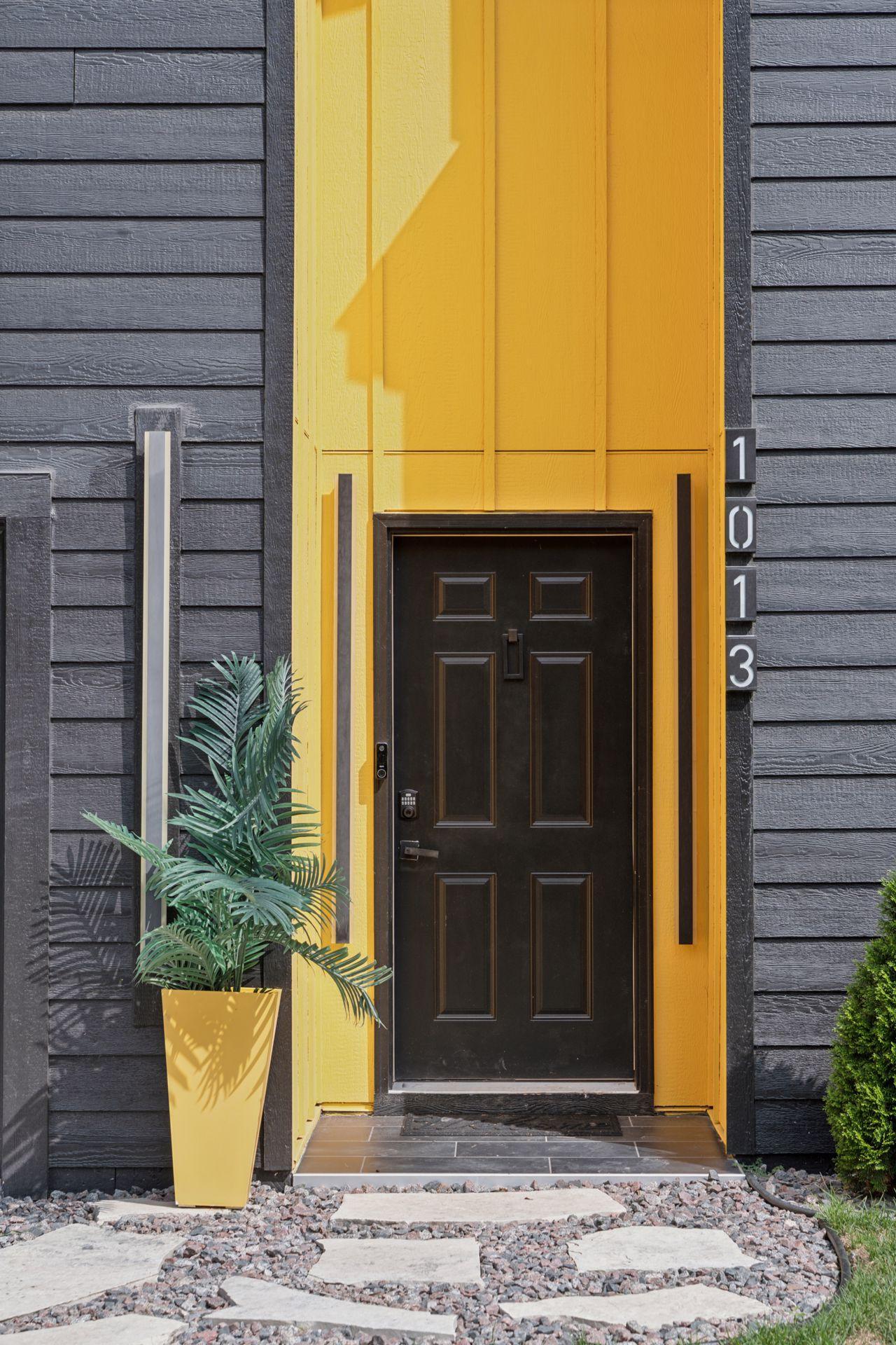 1013 Gardner Street Wayzata, MN 55391 - Photo 4 of 42