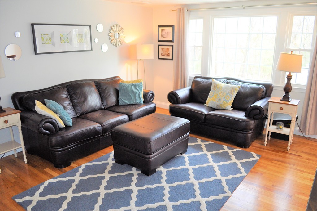 87 Front Street Hopkinton, MA 01748 - Photo 3 of 18 Gallery Image 3