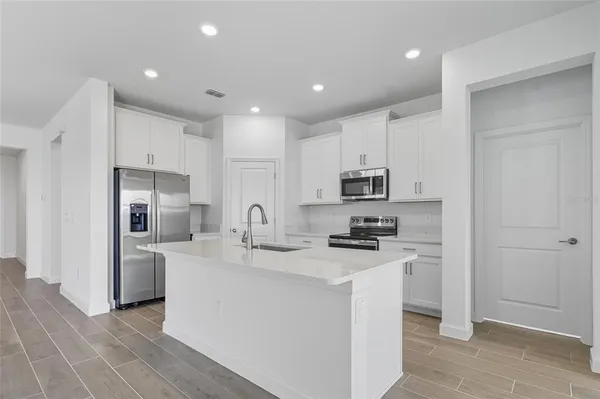 $2,200 | 31898 Griffin Sands Lane, San Antonio, FL 33576