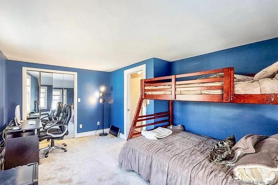 121 Lewis Road Trumbull, CT 06611 - Photo 17 of 29