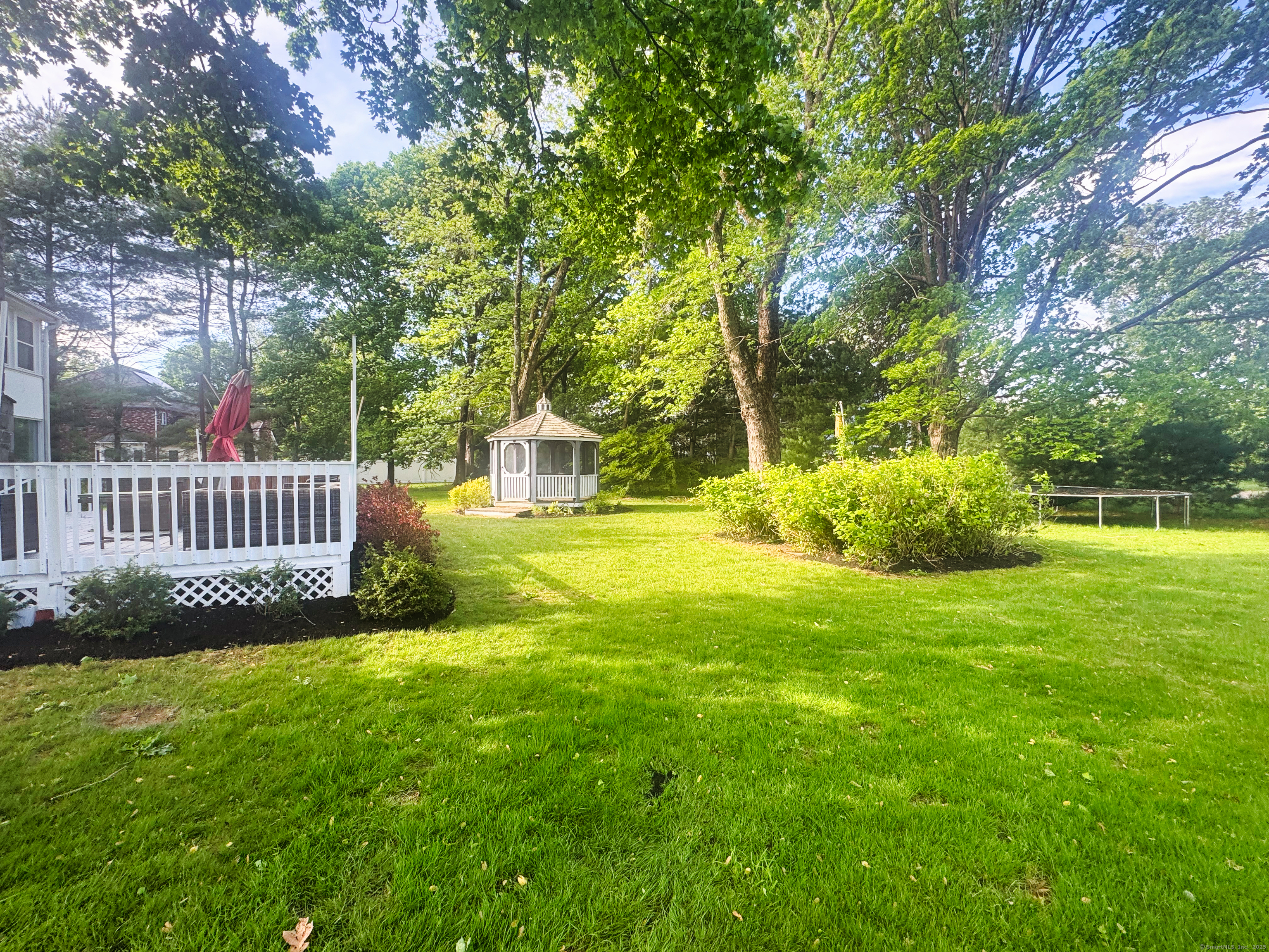 121 Lewis Road Trumbull, CT 06611 - Photo 27 of 29