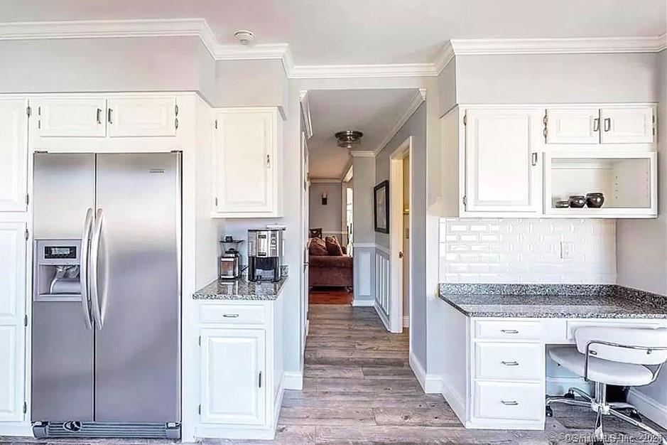 121 Lewis Road Trumbull, CT 06611 - Photo 3 of 29