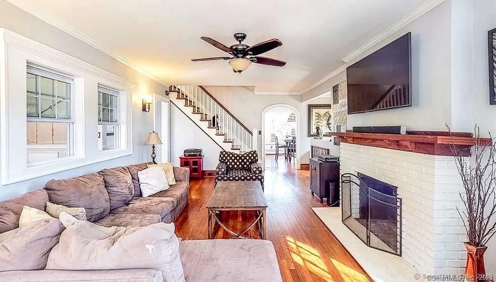 121 Lewis Road Trumbull, CT 06611 - Photo 6 of 29