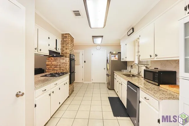 $289,000 | 11205 Lazy Lake Drive, Baton Rouge, LA 70818