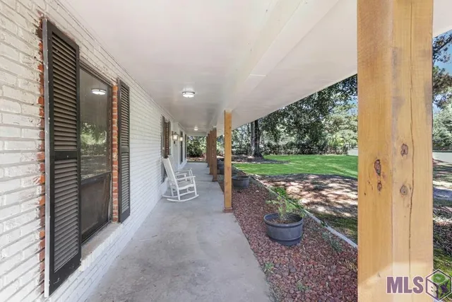 $289,000 | 11205 Lazy Lake Drive, Baton Rouge, LA 70818