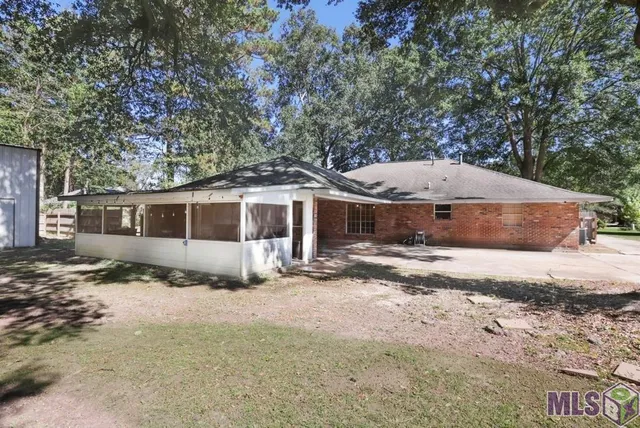 $289,000 | 11205 Lazy Lake Drive, Baton Rouge, LA 70818