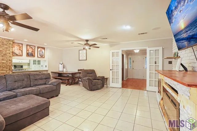 $289,000 | 11205 Lazy Lake Drive, Baton Rouge, LA 70818