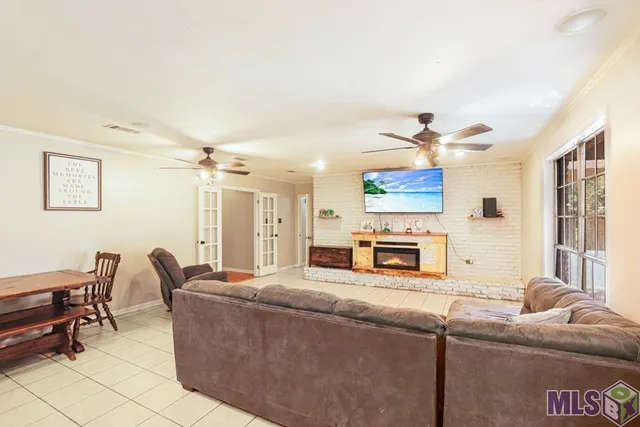 $289,000 | 11205 Lazy Lake Drive, Baton Rouge, LA 70818