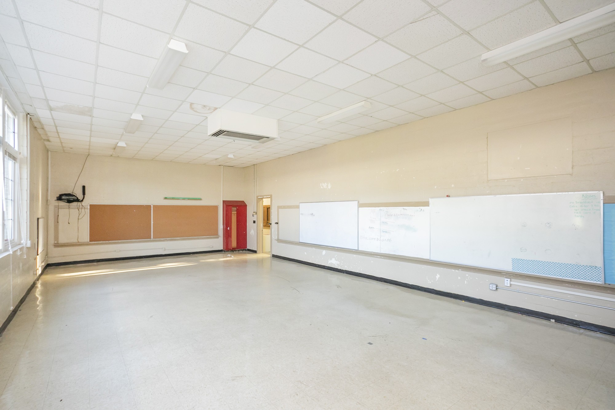 5988 Short Mountain Road Woodbury, TN 37190 - Photo 12 of 53 a view of an empty room