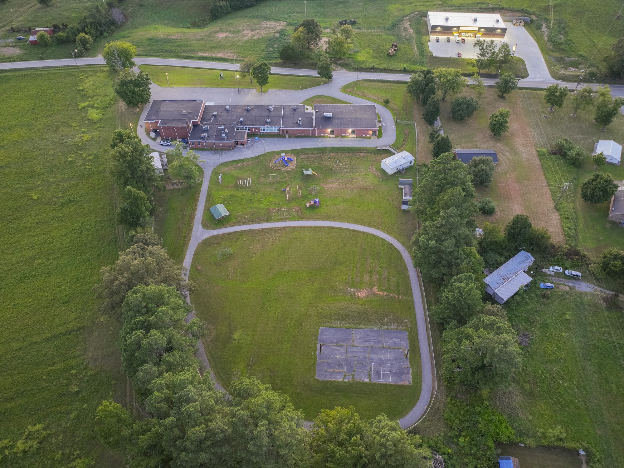5988 Short Mountain Road Woodbury, TN 37190 - Photo 43 of 53 an aerial view of residential house with outdoor space and swimming pool