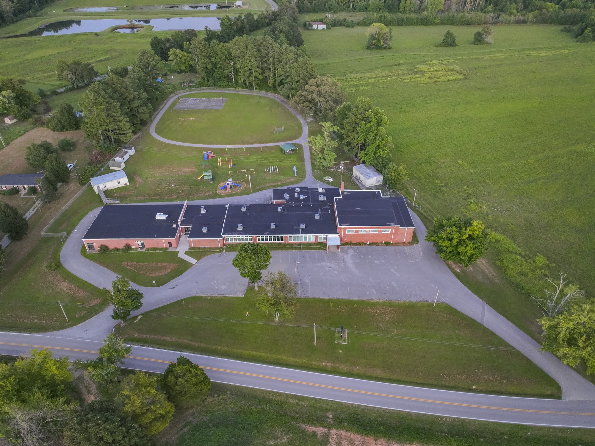 5988 Short Mountain Road Woodbury, TN 37190 - Photo 5 of 53 a view of a tennis court