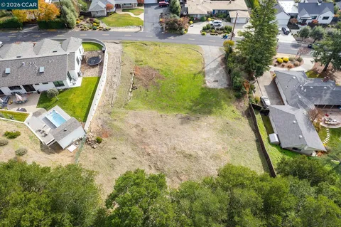 $1,995,000 | 1183 Glen Road, Lafayette, CA 94549