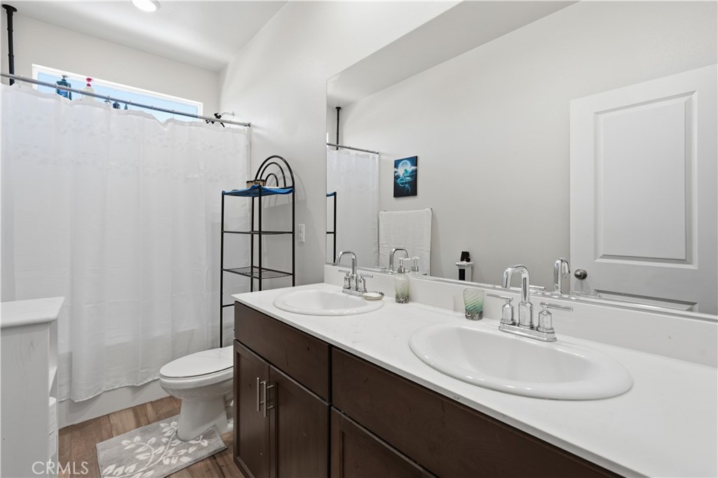 15627 Raptor Road Moreno Valley, CA 92551 - Photo 7 of 24 Photo has been edited to enhance quality.