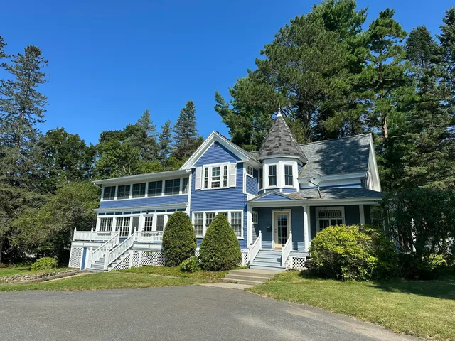 $269,900 | 4 Elm Street, Houlton, ME 04730