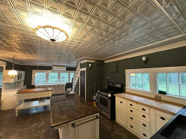 $269,900 | 4 Elm Street, Houlton, ME 04730