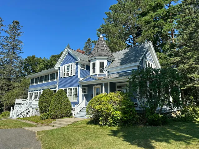 $269,900 | 4 Elm Street, Houlton, ME 04730