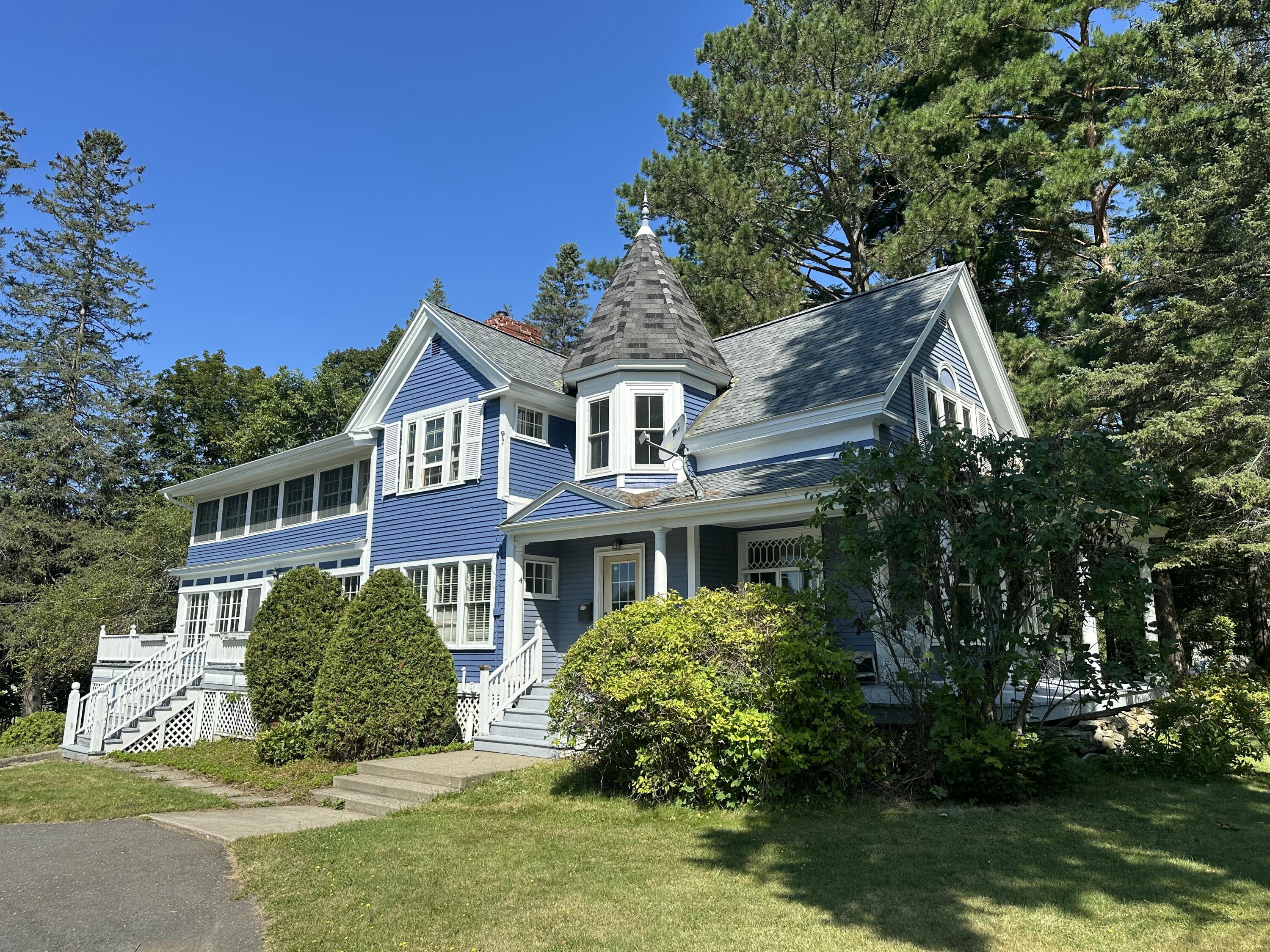 4 Elm Street Houlton, ME 04730 - Photo 5 of 41 IMG_0715