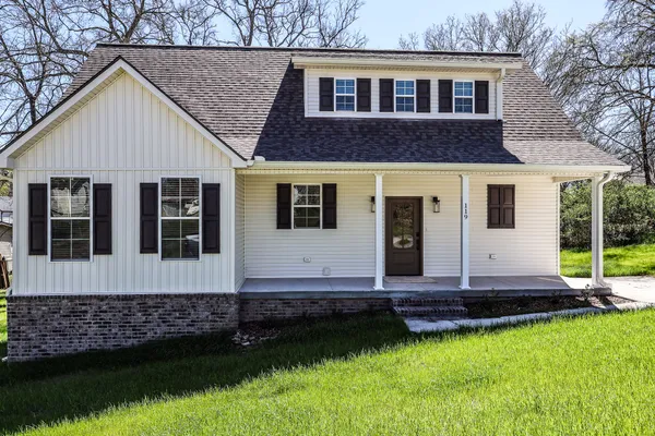 $2,100 | 119 Westover Drive, Columbia, TN 38401