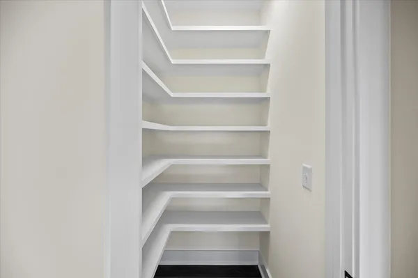 $2,100 | 119 Westover Drive, Columbia, TN 38401