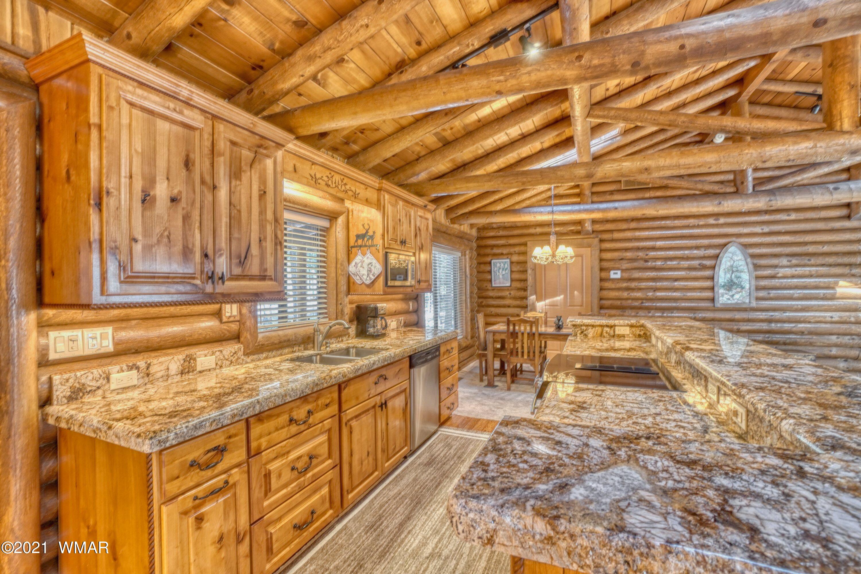 8407 Eagle Point Road Pinetop, AZ 85935 - Photo 11 of 28 Gallery Image 11