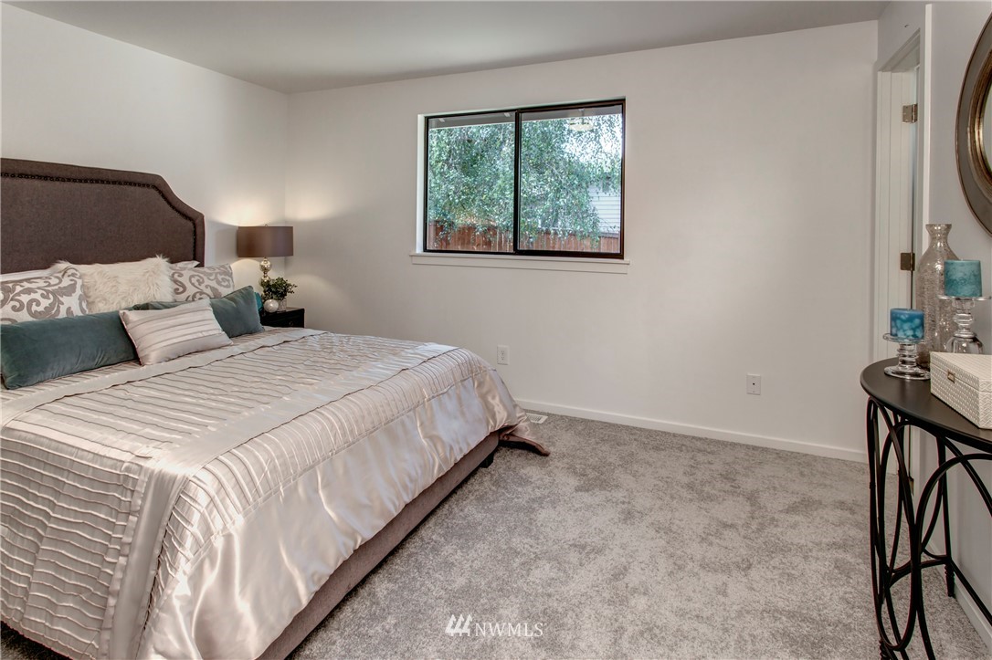 628 219th Place Southwest Bothell, WA 98021 - Photo 16 of 25