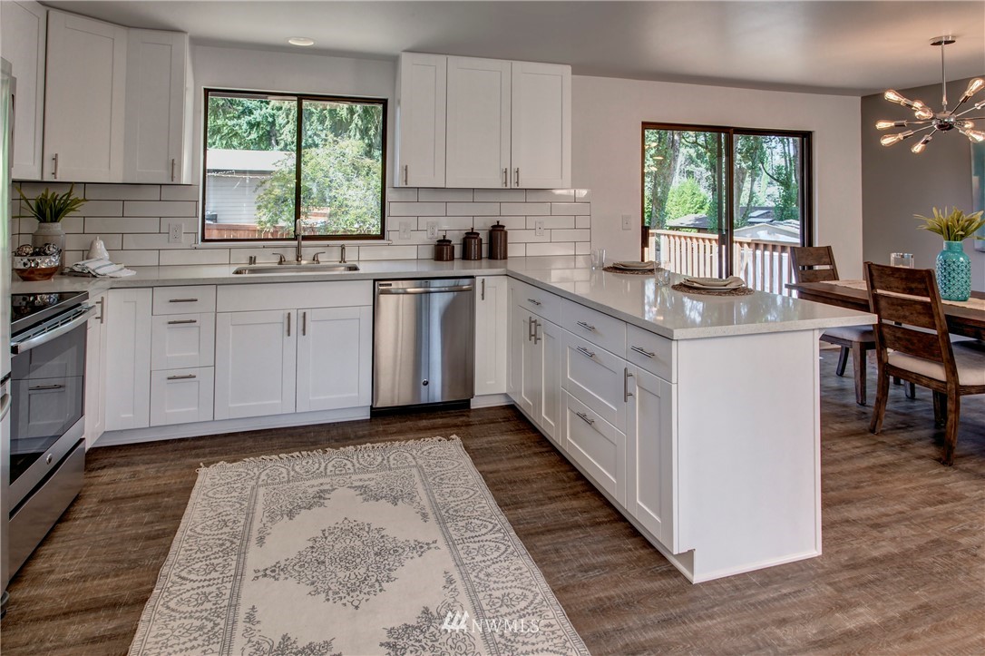 628 219th Place Southwest Bothell, WA 98021 - Photo 5 of 25