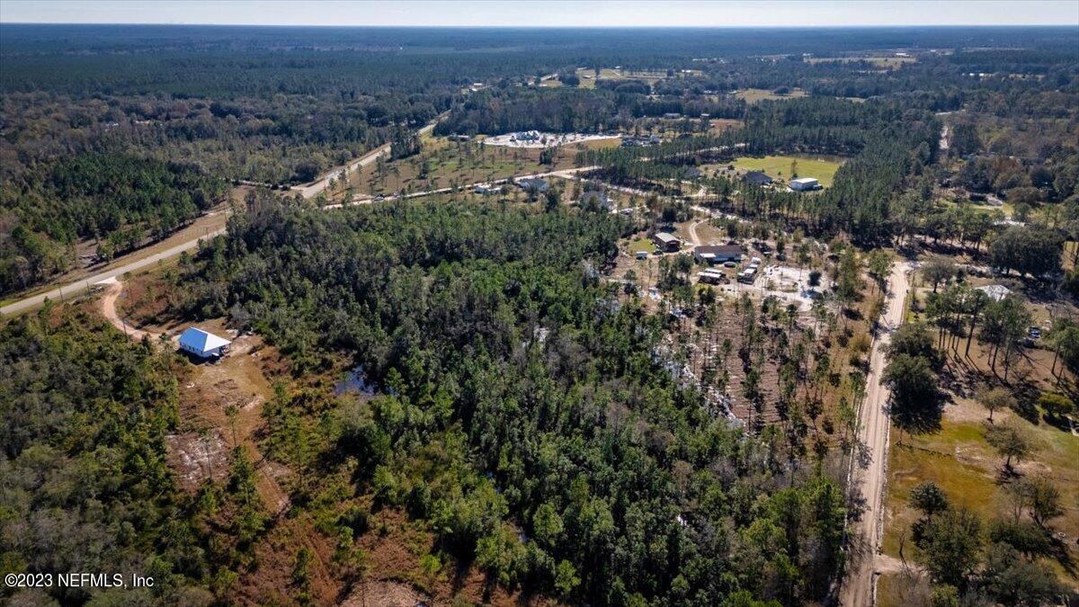 3200 Jane Lane Hilliard, FL 32046 - Photo 69 of 72 an aerial view of a city