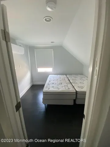 a view of entryway and hall