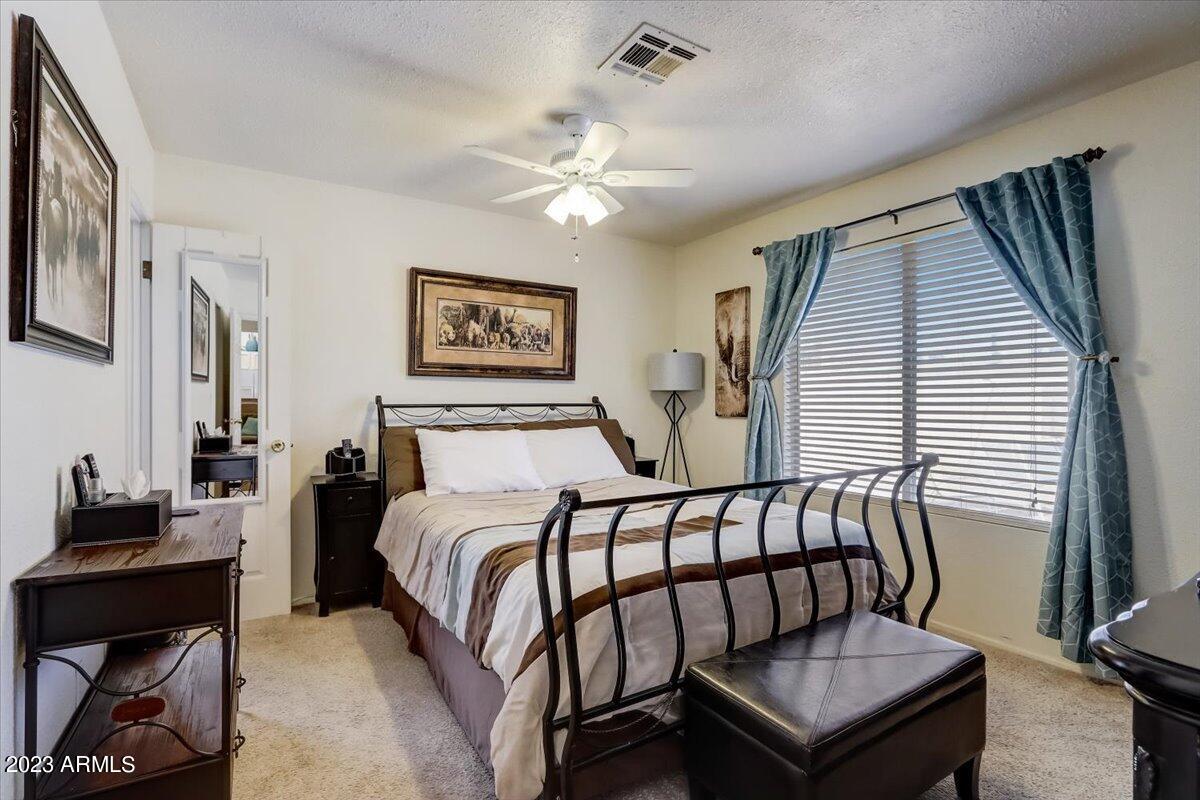 2233 West Mohawk Lane Phoenix, AZ 85027 - Photo 16 of 33 18-W Mohawk Ln-018