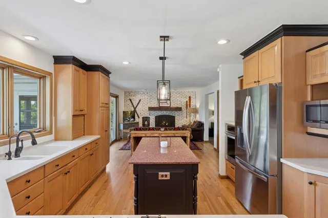 $1,100,000 | 6185 Partridge Court, White Bear Lake, MN 55110